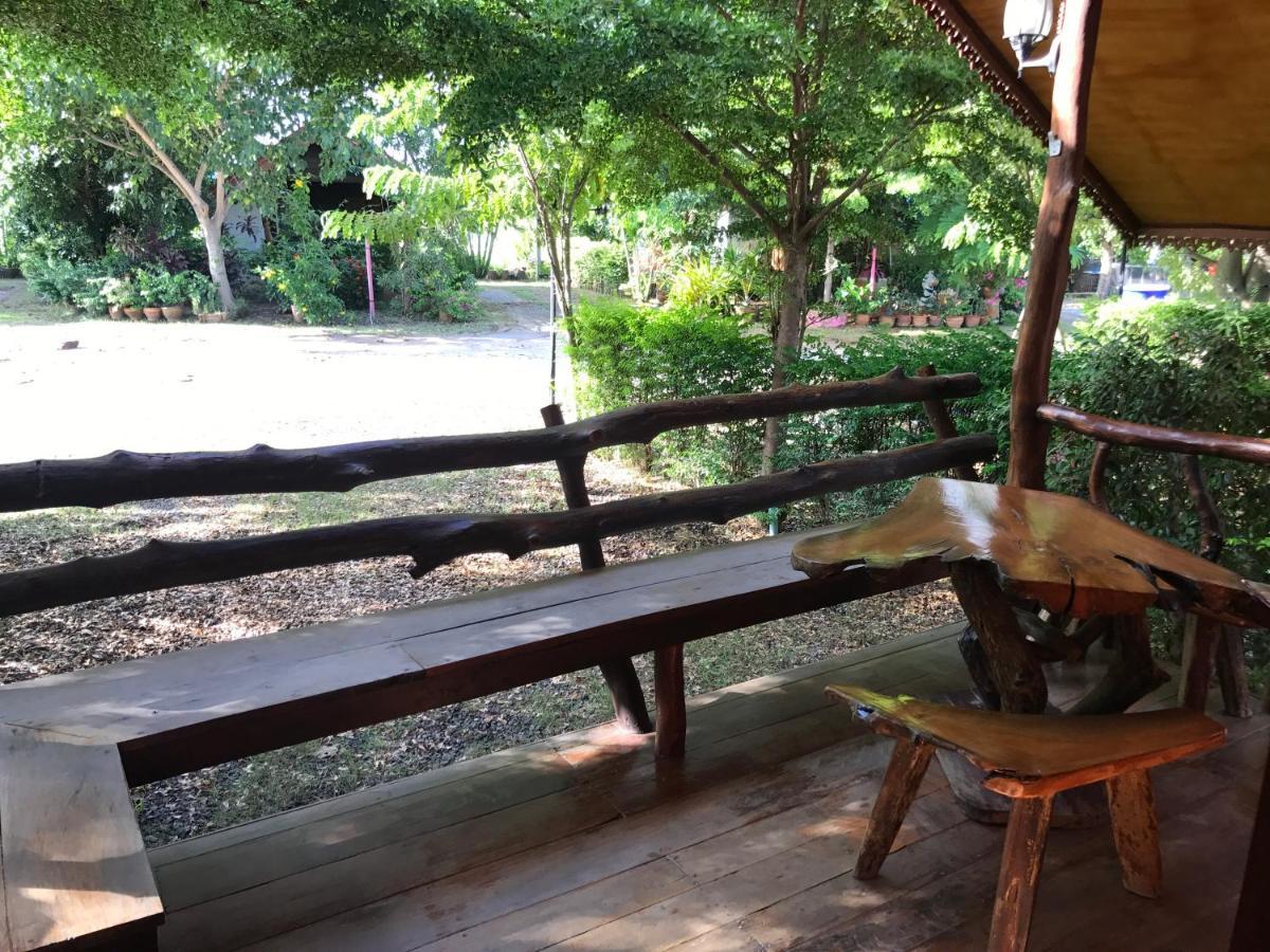 צ'איאפום Baan Suan Sukjai Resort מראה חיצוני תמונה